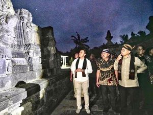 Fadli Zon Wacanakan Pemugaran Candi Panataran: Candi Terbesar di Jatim Fadli Zon Wacanakan Pemugaran Candi Panataran: Candi Terbesar di Jatim