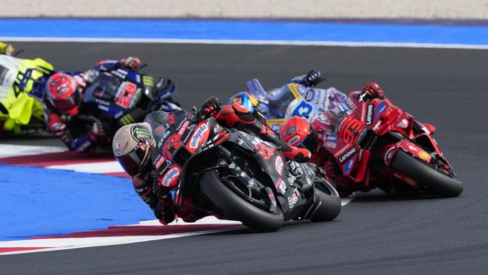 Marco Bezzecchi tercepat di sesi practice MotoGP Mandalika 2025. (Foto: Danilo Di Giovanni/Getty Images)