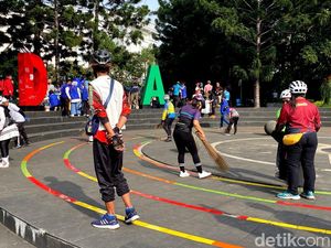 Kala Warga Kompak Bikin Bandung Kinclong