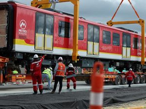 Wujud Kereta Metro Pertama Bogota Setelah 83 Tahun Penantian Wujud Kereta Metro Pertama Bogota Setelah 83 Tahun Penantian
