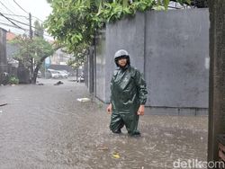 Diguyur Hujan Pagi Ini, Gang Pandan Sari Denpasar Banjir Lagi