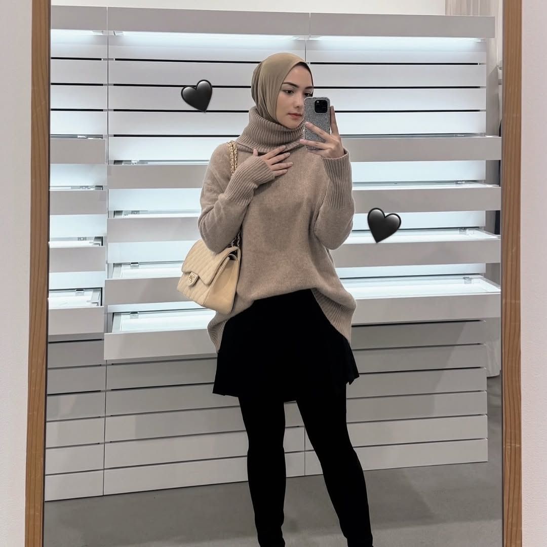 Aktris Citra Kirana pernah sukses menurunkan berat badan hingga 21 kilogram. Dalam kanal YouTube CikyCitraRezky, ia membagikan cara diet yang dilakukannya.