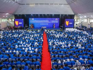 Potret PKKMB 2025 UP, Tanamkan Nilai Pancasila untuk Generasi Muda Potret PKKMB 2025 UP, Tanamkan Nilai Pancasila untuk Generasi Muda