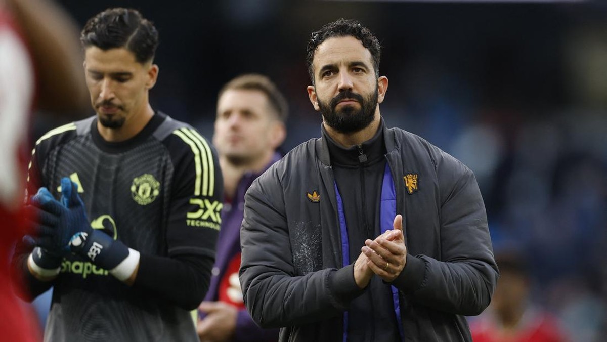 Ruben Amorim takkan ubah taktik meski Manchester United jeblok. (Action Images via Reuters/Jason Cairnduff)