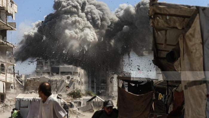 Gaza Berduka, Puluhan Nyawa Melayang dalam Serangan Darat Israel