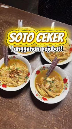 Video: Soto Ayam Ceker Legendaris di Gandaria Langganan Pejabat