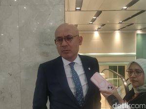 Kemlu Kecam Aksi Makam Diplomat Arya Daru Diduga Diacak-acak OTK