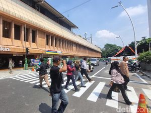 Ada Pelican Cross, DKI Siapkan Shelter Ojol Supaya Stasiun Cikini Tak Macet Ada Pelican Cross, DKI Siapkan Shelter Ojol Supaya Stasiun Cikini Tak Macet