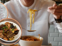 Wow! Warung Makan Ini Jual Mie Goreng Rp 5 Juta per Porsi