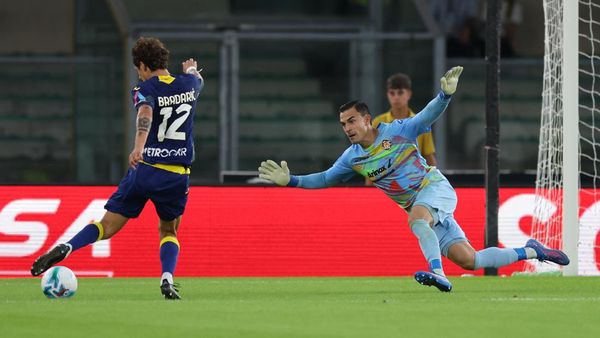 Melihat Aksi Emil Audero Jadi Tembok Kokoh Cremonese