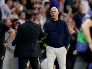 Cerita Ribut-ribut Slot dan Simeone Panaskan Liverpool Vs Atletico