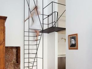 Deretan Tangga Mematikan, Berani Naik Taruhannya Nyawa!