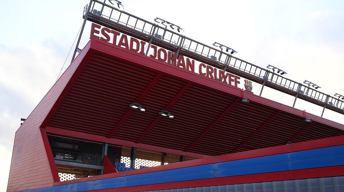 Estadi Johan Cruyff masih akan menjadi kandang Barcelona pekan ini. Foto: Getty Images/David Ramos