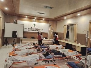 130 Santri di Rakit Banjarnegara Diduga Keracunan Makanan 130 Santri di Rakit Banjarnegara Diduga Keracunan Makanan