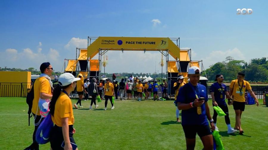 Pace the Future : Ketika Semangat Juang Para Peserta Lari Dibayar Tuntas dengan Medali di Maybank Marathon 2025