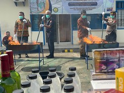 Bea Cukai Jambi Musnahkan Rokok-Minol Ilegal Senilai Rp 1,9 Miliar