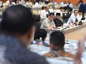 Komisi V DPR-Kemendes Sepakat Bebaskan Desa-Lahan Transmigrasi dari Kawasan Hutan Komisi V DPR-Kemendes Sepakat Bebaskan Desa-Lahan Transmigrasi dari Kawasan Hutan