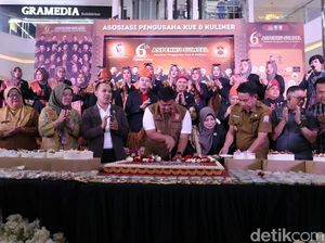 Hadiri HUT Aspenku, Sekda Banyuasin Optimistis UMKM Tekan Angka Kemiskinan Hadiri HUT Aspenku, Sekda Banyuasin Optimistis UMKM Tekan Angka Kemiskinan