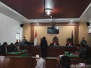 Kronologi Jokowi Digugat dengan Citizen Lawsuit di PN Solo Kronologi Jokowi Digugat dengan Citizen Lawsuit di PN Solo