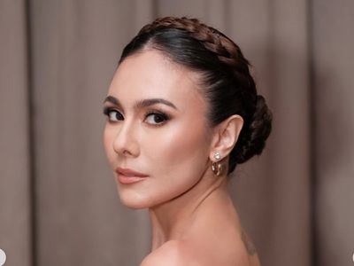 Wulan Guritno Jadi Dewi Cinta ala Aphrodite