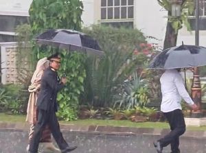 Prabowo Lantik Ahmad Dofiri Jadi Penasihat Khusus Presiden, Ini Bidangnya Prabowo Lantik Ahmad Dofiri Jadi Penasihat Khusus Presiden, Ini Bidangnya