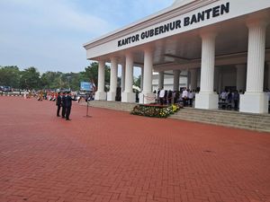 Gubernur Banten: Bus Koridor Kota-Kabupaten Serang Segera Diluncurkan