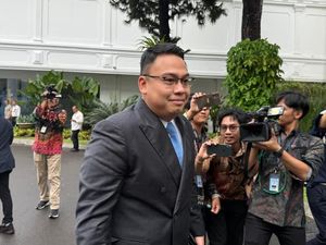 Tiga Rangkap Jabatan Angga Raka Prabowo: Wamenkomdigi, Komut Telkom & Kepala BKP Tiga Rangkap Jabatan Angga Raka Prabowo: Wamenkomdigi, Komut Telkom & Kepala BKP