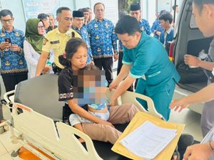Dokter Temukan Gumpalan Cacing dan 20 Telur di Feses Balita Khaira Dokter Temukan Gumpalan Cacing dan 20 Telur di Feses Balita Khaira