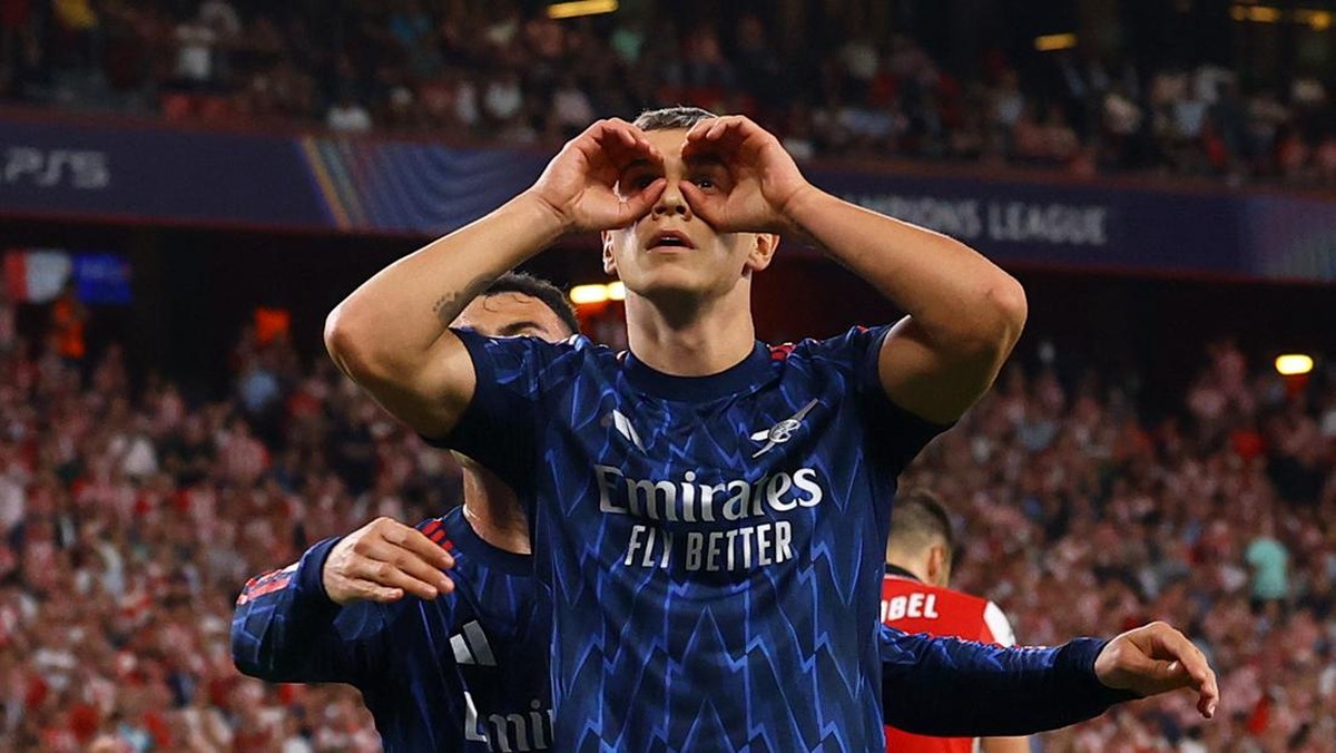 Perayaan gol Leandro Trossard. (Foto: REUTERS/Albert Gea)