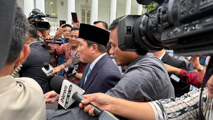 Menteri BUMN Erick Thohir tiba Istana Negara jelang pelantikan Kabinet Merah Putih, (17/9/2025).