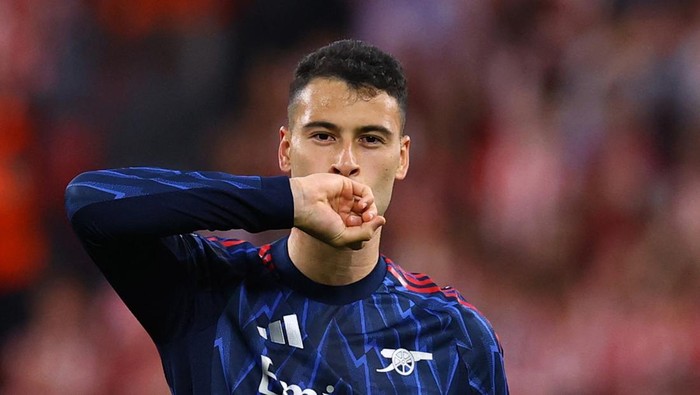 Soccer Football - UEFA Champions League - Athletic Bilbao v Arsenal - San Mames, Bilbao, Spain - September 16, 2025 Arsenals Gabriel Martinelli celebrates scoring their first goal REUTERS/Albert Gea