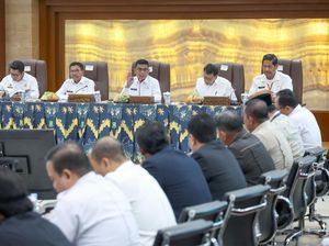 Layang-layang Ganggu Keselamatan di Soetta, Andra Soni Bakal Bentuk Forum Layang-layang Ganggu Keselamatan di Soetta, Andra Soni Bakal Bentuk Forum