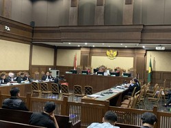 Istri Hakim Agam Terdakwa Kasus Migor Akui Rutin Terima Dolar US-Singapura