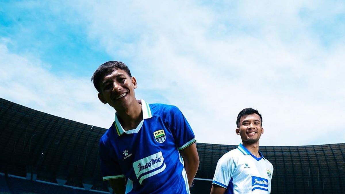 Jersey Persib Bandung untuk tampil di AFC Champions League 2. (dok.Persib Bandung)