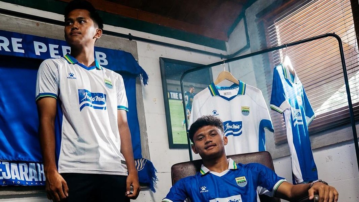 Jersey Persib Bandung lebih bersih ketika tampil di ACL 2025/2026 (dok.Persib)