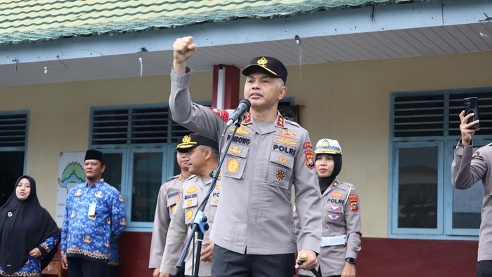 Kapolda Babel Irjen Hendro Pandowo Bagikan Semangat dan Inspirasi ke Generasi Z SMKN 2 Pangkalpinang