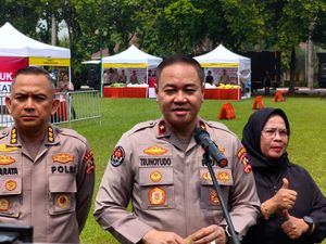Polri Gencarkan Gerakan Pangan Murah, Siapkan Sistem Drive-Thru bagi Ojol Polri Gencarkan Gerakan Pangan Murah, Siapkan Sistem Drive-Thru bagi Ojol