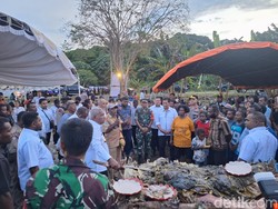 Serap Aspirasi Warga Abreso Papua Barat, Wamentrans: Kita Prioritaskan!