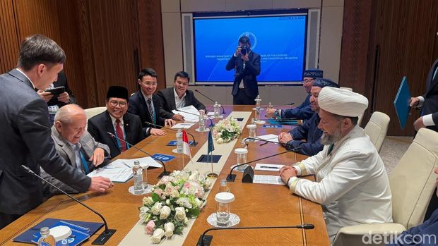 Majelis Ulama Indonesia (MUI) dan Grand Mufti Kazakhstan (Naurizbay Haji Taganuly) sepakat memperkuat kerja sama di sejumlah bidang. (Yogi Ernes/detikcom)