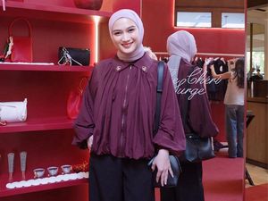 Melody Laksani Anti Fashion Nabrak-nabrak Melody Laksani Anti Fashion Nabrak-nabrak