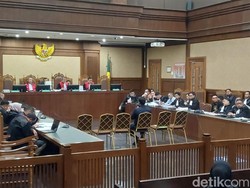 Saksi Cerita Momen Eks Ketua PN Jaksel Ditangkap Kejagung Usai Main Golf
