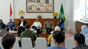 Bobby Nasution Wajibkan OPD di Sumut Beri Keterangan Pers Setiap Hari