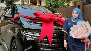 Moana Approve! Ria Ricis Gelontorkan Rp 1 M Lebih Beli Alphard untuk Kerja