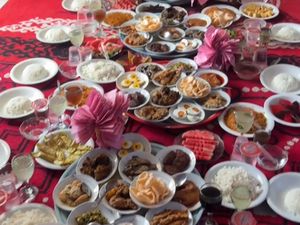 Viral Batal Lamaran, Wanita Sudah Siapkan Makanan tapi Keluarga Pacar Mangkir Viral Batal Lamaran, Wanita Sudah Siapkan Makanan tapi Keluarga Pacar Mangkir