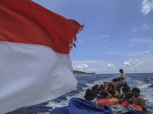 Speedboat Jadi Transportasi Andalan Warga Pulau Moti dan Makian Speedboat Jadi Transportasi Andalan Warga Pulau Moti dan Makian