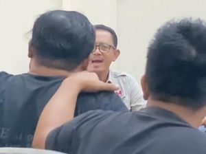 Penerima Bansos Dicoret Picu Kadinsos Adu Mulut dengan Warga Tasik Penerima Bansos Dicoret Picu Kadinsos Adu Mulut dengan Warga Tasik