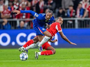 Chelsea Kalah, Maresca Marah karena Jonathan Tah Tak Dikartu Merah Chelsea Kalah, Maresca Marah karena Jonathan Tah Tak Dikartu Merah