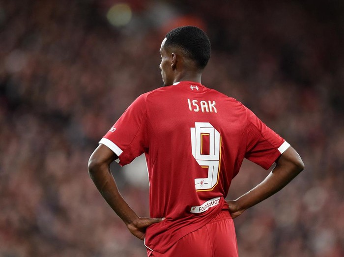 Soccer Football - UEFA Champions League - Liverpool v Atletico Madrid - Anfield, Liverpool, Britain - September 17, 2025 Liverpool's Alexander Isak looks on REUTERS/Peter Powell