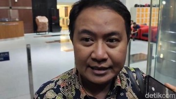 Eks Dirjen Haji Kemenag Hilman Latief Diperiksa KPK Lagi di Kasus Kuota Haji