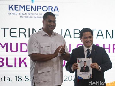 Dito Serahkan Jabatan ke Erick Thohir, Disaksikan Deretan Mantan Menpora